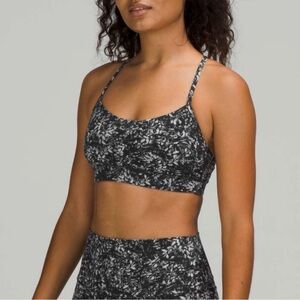 Lululemon Flow Y Bra Nulu in Blossom Overlay Starlight
Multi || size 4 A-C cups
